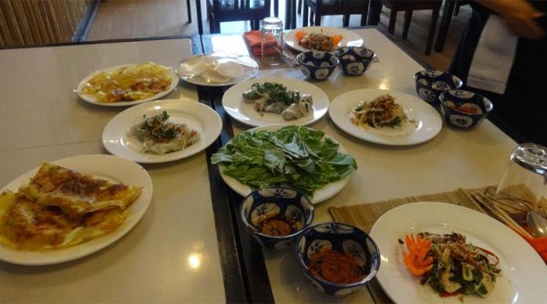 Lean different Vietnamese dishes in this cooking class in Saigon