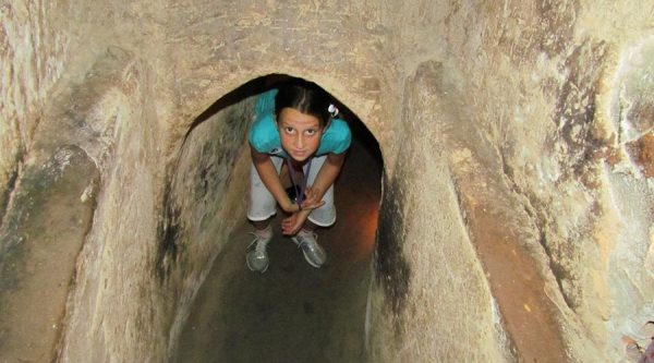 Cu Chi Tunnels combo tour