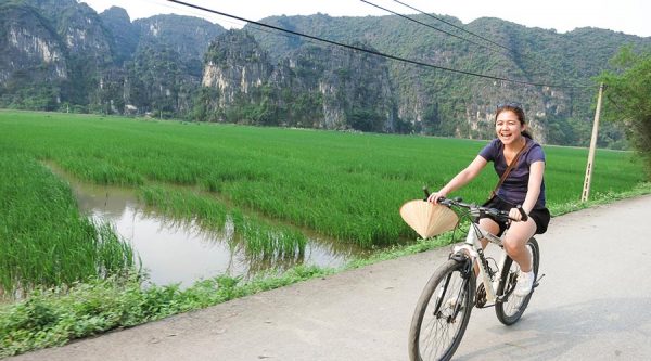 cycle tour in Ninh Binh