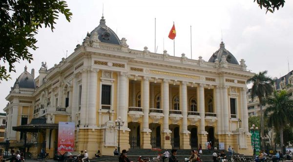 Hanoi opera house city tour
