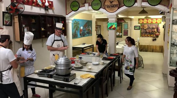 Learn how to cook in Saigon