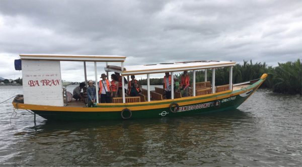 Hoi An boat tour over the Thu Bon River