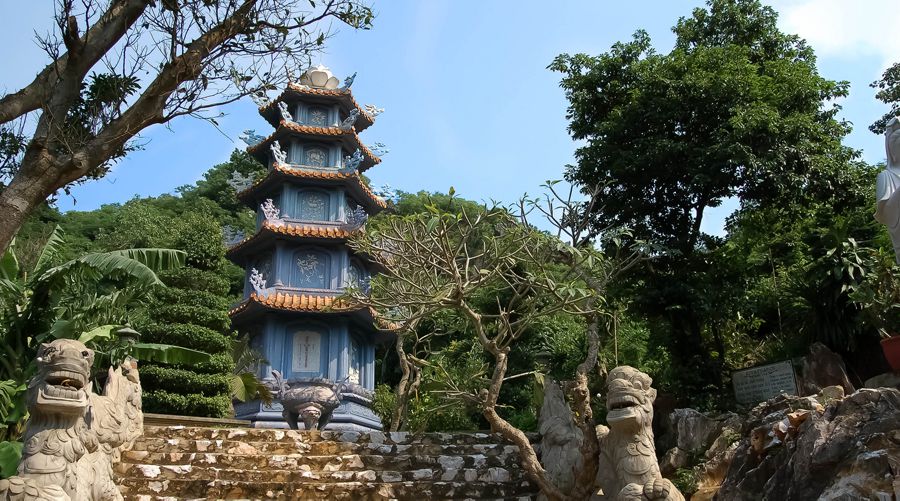 Marble Mountains pagoda